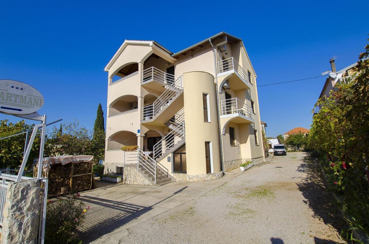 Apartments Marko Drage Bagian luar foto